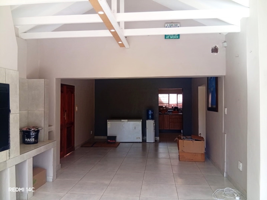 5 Bedroom Property for Sale in Universitas Ridge Free State